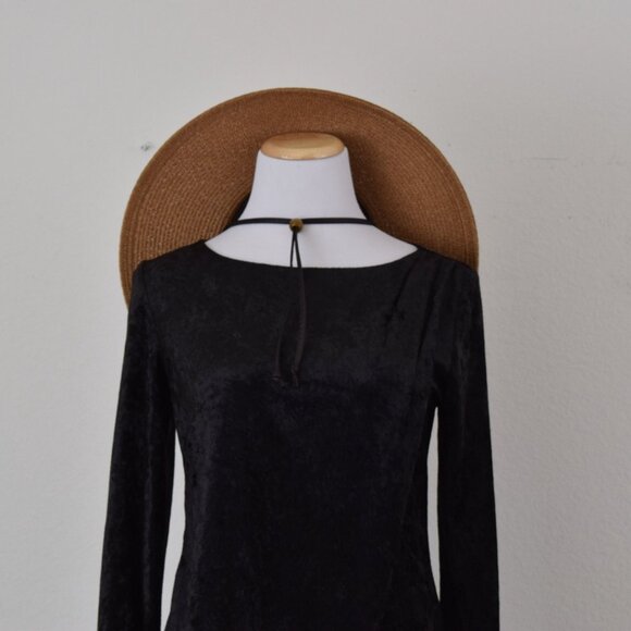 Vintage 90s Black Velvety Dress by Curations size M - Picture 9 of 9